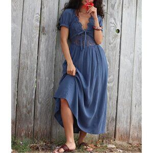 All You Need Is Lace Midi - Color Dark Denim